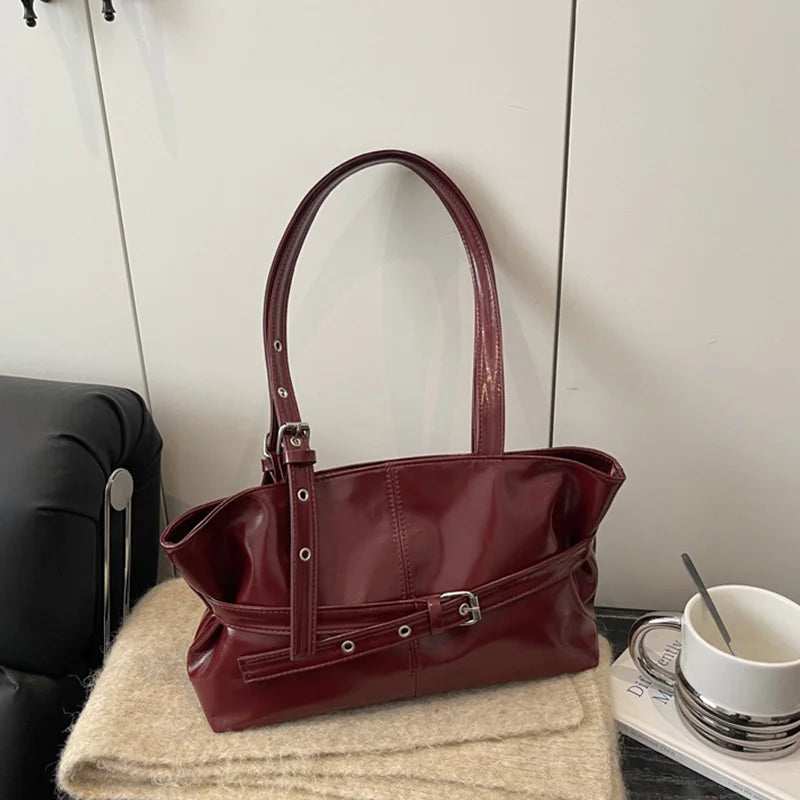 Luxury Wine Red Underarm Bag for Women Autumn/Winter Retro Commuter Shoulder Bag Casual Large Capacity Rivets Belt Totes